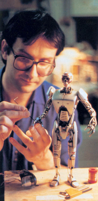 Illustration for article titled Behind-the-scenes RoboCop photos show off the goofier side of dystopian Detroit